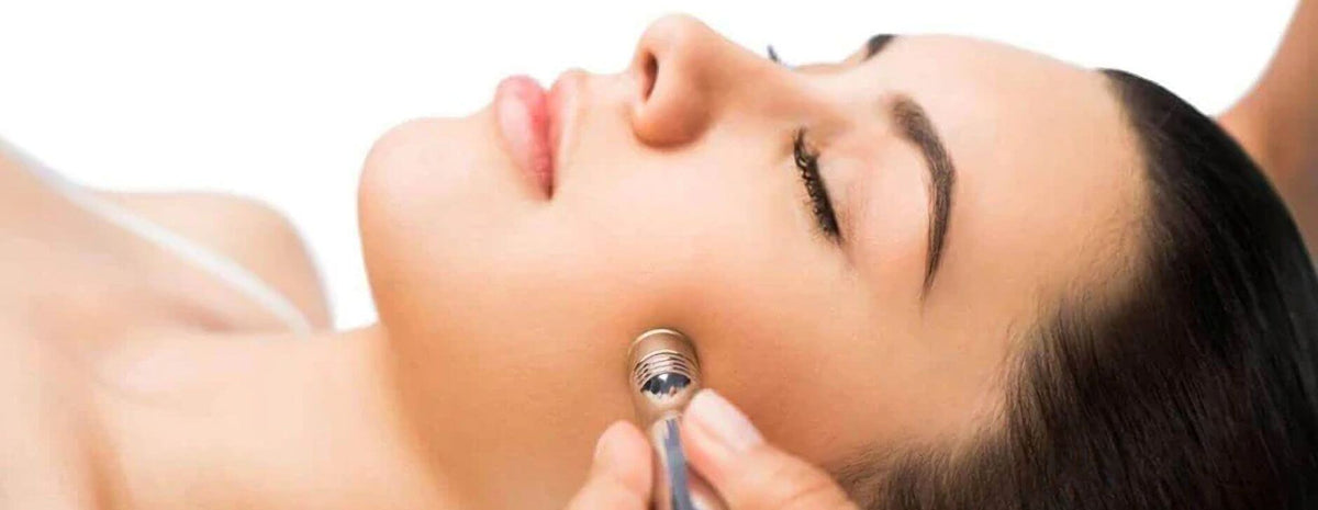 Diamond Microdermabrasion Treatment: The Definitive Guide in 2023